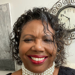 Meet your Posher, Constance l